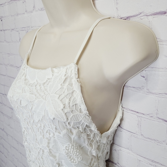 Bishop + Young Lace dress - Picture 3 of 8